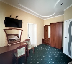 Улучшенный номер в Партия