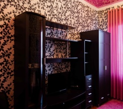 Двухкомнатный семейный №6 (1 Bedroom Deluxe Family Suite) в Виктория