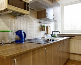 Кровать в восьмиместном номере в Maestro Hostel