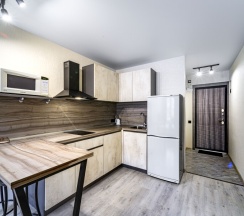 Комфорт №12 с террасой в Портал Апартментс