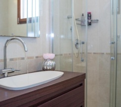 Трёхместные апартаменты с 2 комнатами односпальная кровать в Fellini - Family Flat