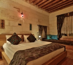 Двухместный люкс Улучшенный с террасой и джакузи двуспальная кровать в La Casa Cave