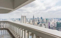 Lebua Suite с 3 комнатами в lebua at State Tower