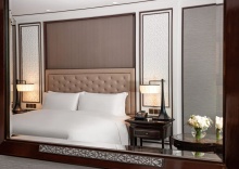 Двухместный номер Royal с видом на город двуспальная кровать в The Athenee Hotel, a Luxury Collection Hotel, Bangkok