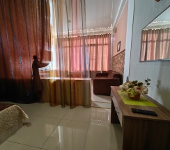 11. Апартамент-студия вид на бассейн в Art Home