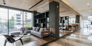 Бангкок: Апартаменты The Residence on Thonglor by UHG