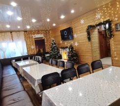 Коттедж с 5 комнатами с балконом и с красивым видом из окна в Удачный