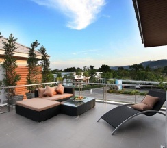 Вилла с 3 комнатами в Chalong Miracle Lakeview Resort & Spa