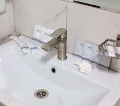 Двухместный номер Делюкс c 1 комнатой с балконом двуспальная кровать в Green land