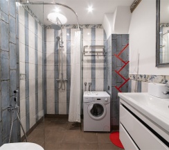 Апартаменты с большой кроватью, кухней-гостиной и отдельным входом в Двенадцать