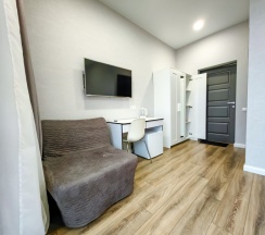 Трёхместная комната с балконом в Tere