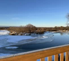 Дом A-frame в Над Рекой