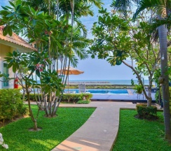 Двухместная вилла двуспальная кровать в Chez Nous Boutique Resort