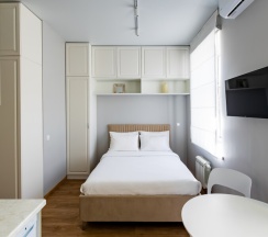 Студия в Кarl House