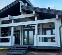 Дом из бруса с камином и баней из липы 4+2 в Snhaus