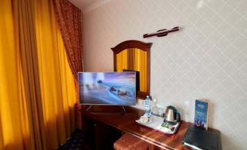 Двухместный номер Deluxe с красивым видом из окна двуспальная кровать в Grand Hotel Victory