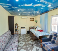 Двухместный номер Улучшенный с балконом 2 отдельные кровати в Ninel