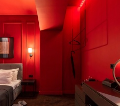 Двухместный номер Superior (двуспальная кровать) в Апартаменты Red room в NikolaevBuilding