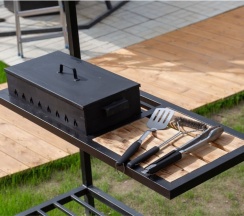 Коттедж с одной спальней, купелью и баней в Black Village Family