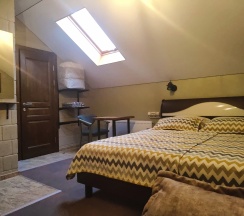 Стандарт улучшенный с мансардным окном №19 в Намира