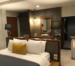 Двухместный номер Deluxe с видом на море двуспальная кровать в Koh Kwang Seaview