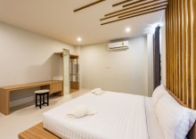 Двухместный номер Marine Signature двуспальная кровать в Phuket Marine Poshtel - Hostel