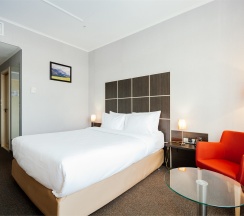 Бизнес с двуспальной кроватью в Elements Perm Hotel 4