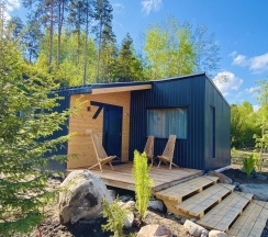 Коттедж с 2 комнатами с красивым видом из окна в Yalgora Village