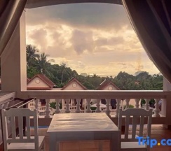 Двухместный номер Deluxe с видом на бассейн (2 отдельные кровати) в Hong Bin Bungalow Resort