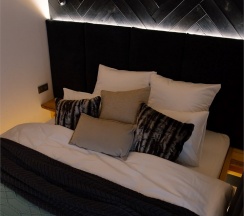 Лодж 4 с бесплатной сауной + Безлимитное посещение ЕлятыПарка в ЕлятыЛодж