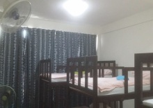 Кровать в общем номере в First Inn On Nut - Hostel