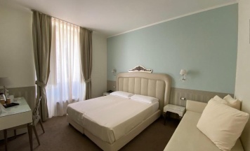 Трёхместный номер Classic в JR Hotels Oriente Bari