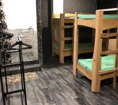 Кровать в общем номере (женский номер) в Аэропорт