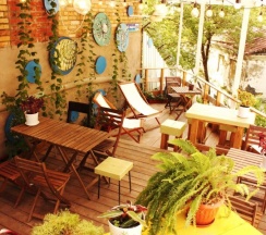 6-ти местная комната для женщин в Neptunea