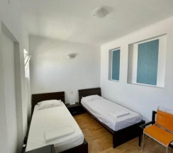 Двухместный номер Standard 2 отдельные кровати в Hostel Cazino Nord