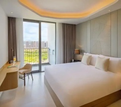 Номер Standard с 3 комнатами с видом на океан в Oakwood Apartments Sanya