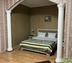 Номер улучшенный с 1 двуспальной кроватью в Русь