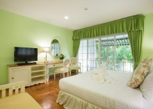 Двухместный номер Deluxe двуспальная кровать в Kensington English Garden Resort Khaoyai