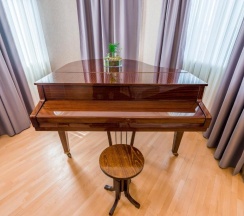 Семейный люкс в Imperial House Hotel