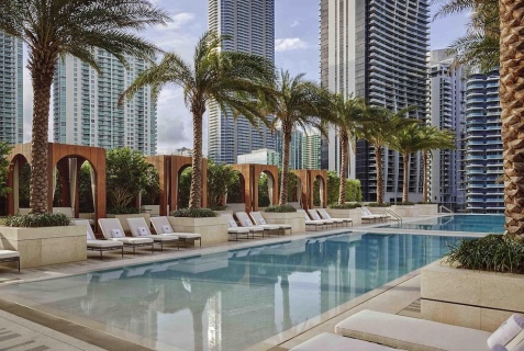 Майами: Отель Sls Lux Brickell