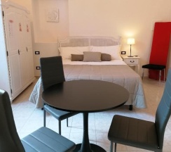 Студия в Leone X Guest House