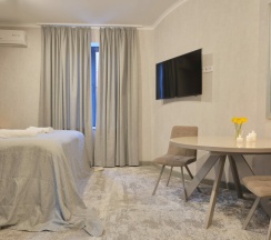 Улучшенная двухместная комната в Apart M