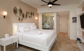 Двухместный The Level Suite by Stay Well beachside двуспальная кровать в Melia Punta Cana Beach Wellness Inclusive - Adults only