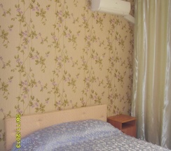 Номер стандарт улучшенный с 1 двуспальной кроватью (с завтраком) в Аэрополис