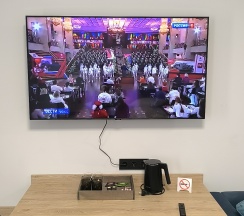 Трехместный номер с кроватью размера "king-size" в Форсаж