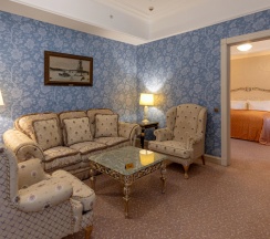 Люкс Высотка в Radisson Collection Москва