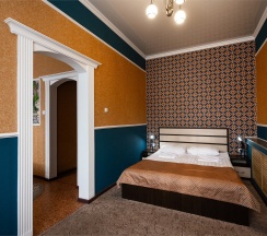 7 Люкс (двухместный номер),с двухспальной кроватью и  диваном. в Аппартамент