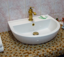 Апартаменты с эркером и душем в My Favourite Garden Hotel