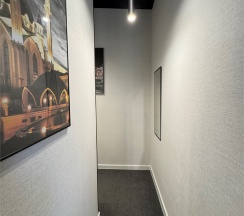 Четырехместный номер с кроватью размера "King-size" и двухъярусной кроватью в THouse