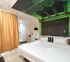 Двухместный номер Superior двуспальная кровать в The Color Kata